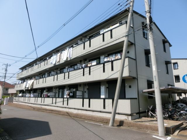 建物外観　オートロック完備完備で安心のセキュリティ体制です