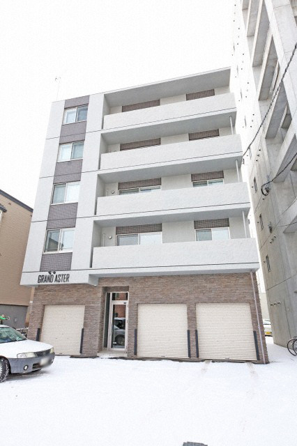 建物外観　★経済的な都市ガスエコジョーズ！★インターネット無料完備！