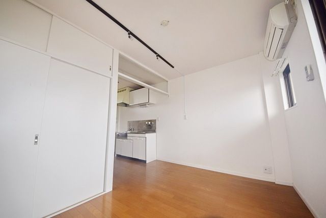 居室・リビング　別号室イメージです