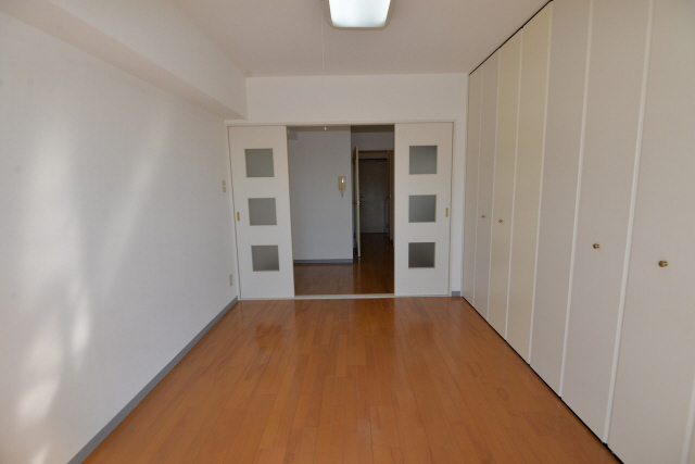 居室・リビング　写真は同マンションの別のお部屋のものです