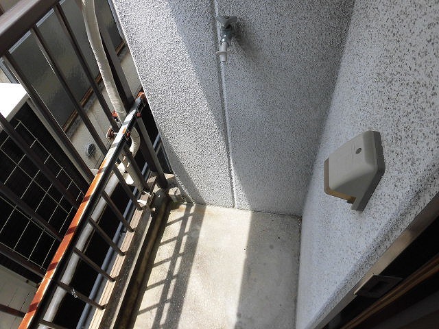 その他設備　室外洗濯機置き場です。