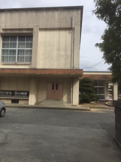 小学校　小郡市立小郡小学校（小学校）まで876m