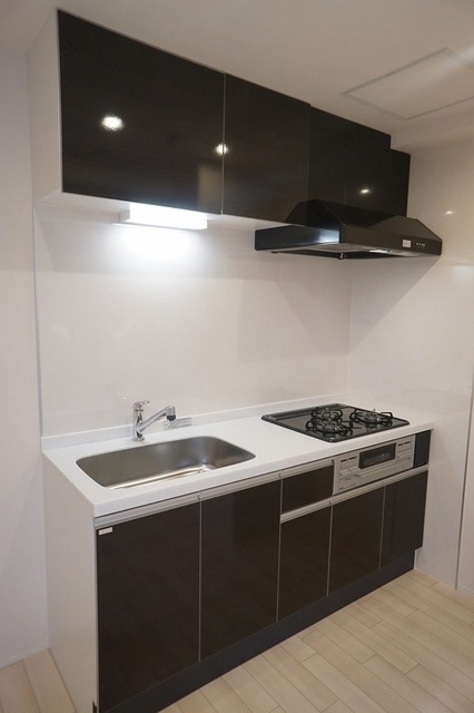 キッチン　同タイプ別部屋※前回募集時の写真です