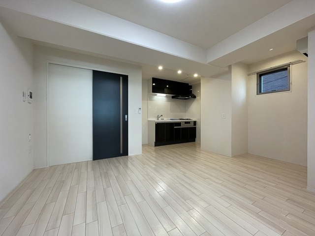 居室・リビング　同タイプ別部屋※前回募集時の写真です