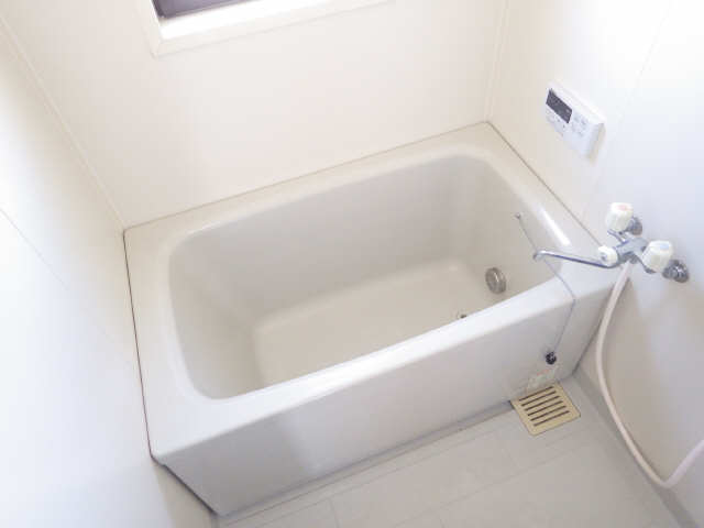 バス・シャワールーム　追い焚き機能付き