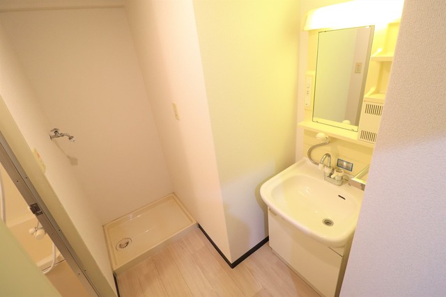 洗面設備　脱衣場