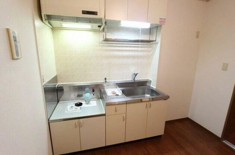 キッチン　【参考】同物件別部屋写真