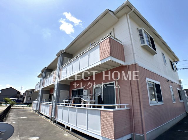 建物外観　落ち着いた雰囲気の外観です