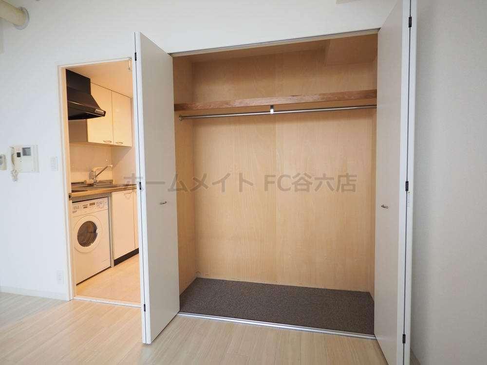 収納　メゾン・ド・ヴィレ大阪城公園前