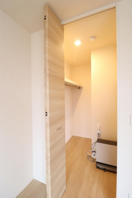 収納　ウォークインクローゼット