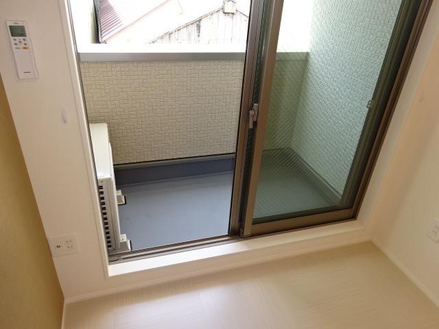 バルコニー　ベランダ