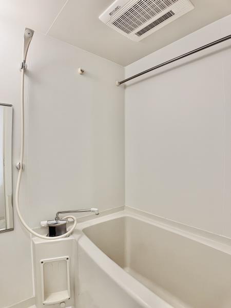 バス・シャワールーム　きれいなお風呂です