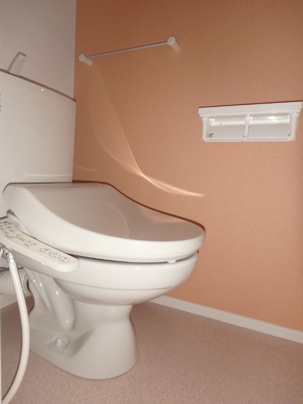 トイレ　図面と現状に相違がある場合には現状を優先