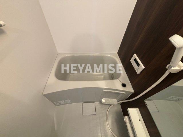 バス・シャワールーム　※室内画像は別号室のもの。