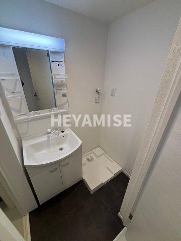 洗面設備　※室内画像は別号室のもの。