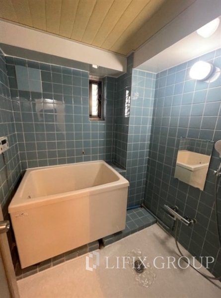 バス・シャワールーム　風呂