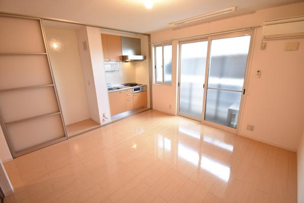 居室・リビング　同仕様写真