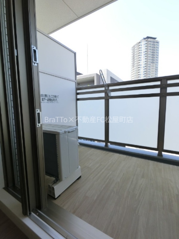 バルコニー　バルコニー