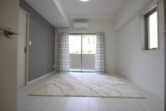 居室・リビング　※別部屋の写真です