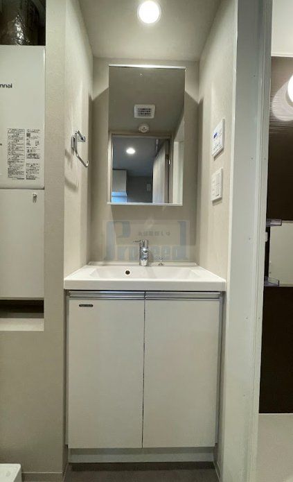 洗面設備　使いやすい独立洗面台☆