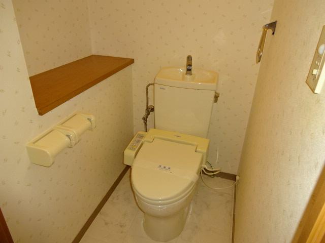 トイレ　シャワー付トイレ