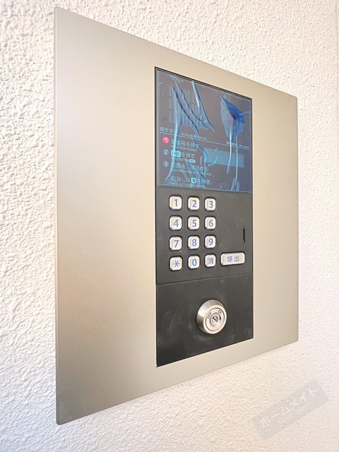 エントランス　同施工会社・同仕様のお写真です。