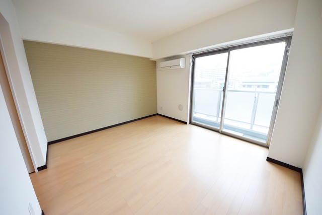 居室・リビング　☆光の入る明るいお部屋☆