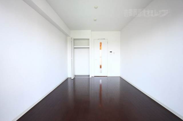 居室・リビング　明るい居室