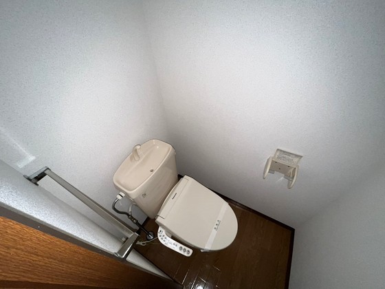 トイレ　※別部屋の写真です