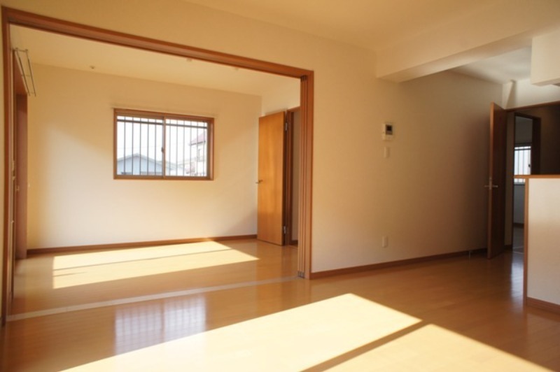 居室・リビング　図面と現状に相違がある場合には現状を優先