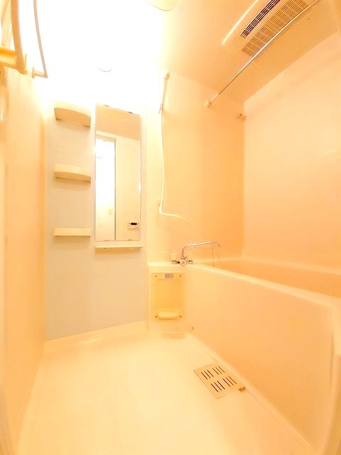 バス・シャワールーム　浴室