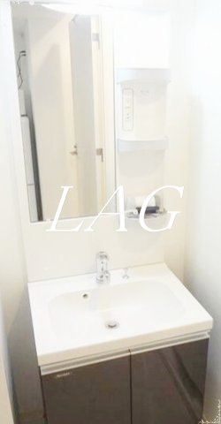 洗面設備　洗面台です。