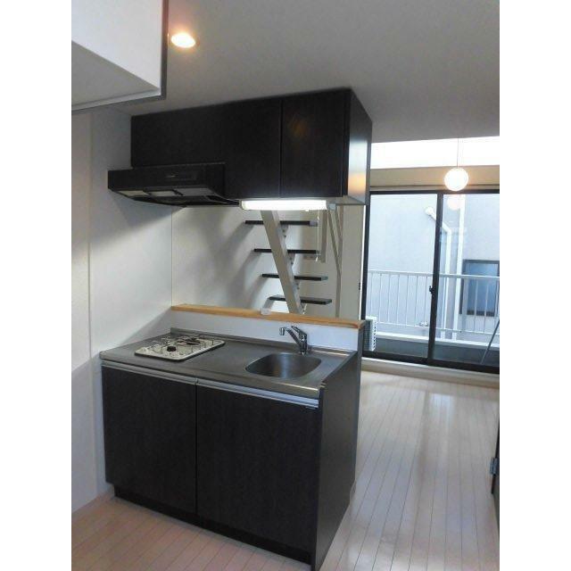 キッチン　居室、リビング