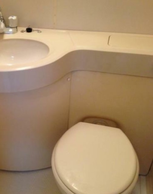 トイレ　別部屋同仕様