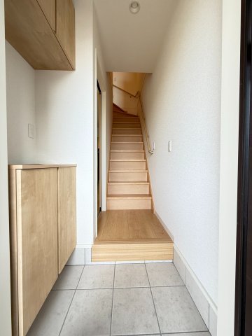 玄関　同型モデル