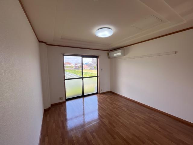 居室・リビング　洋室