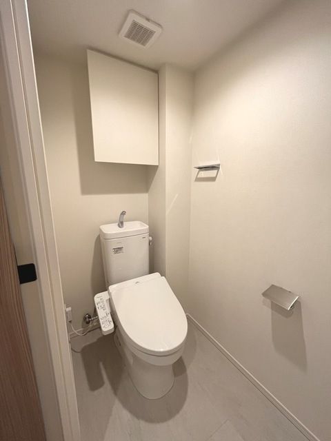 トイレ　※別部屋の参考写真です。