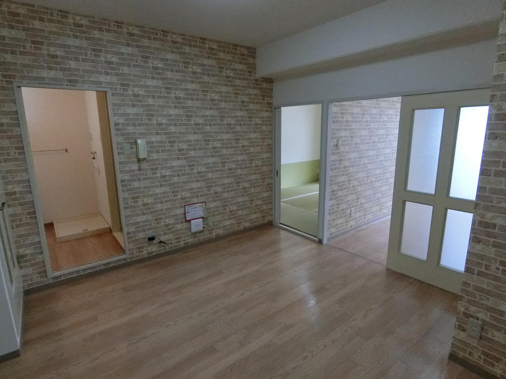 居室・リビング　ダイニングキッチン　9.7帖