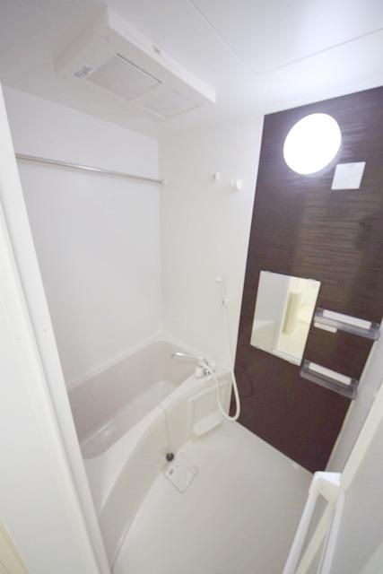 バス・シャワールーム　★★浴室暖房乾燥機付き★★