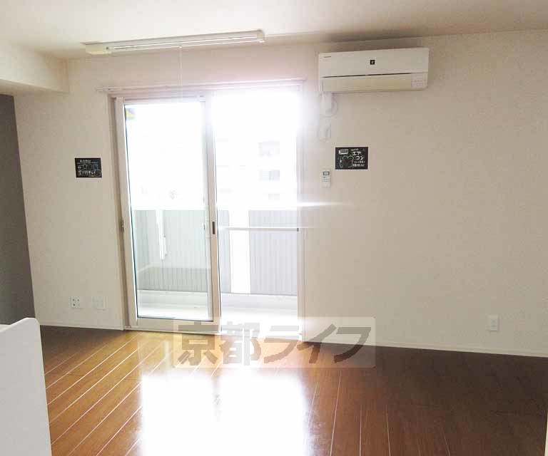 居室・リビング　日当り良好！