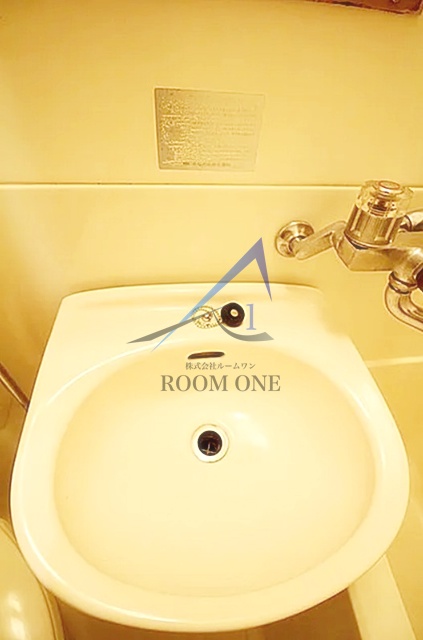 洗面設備　洗面台です。