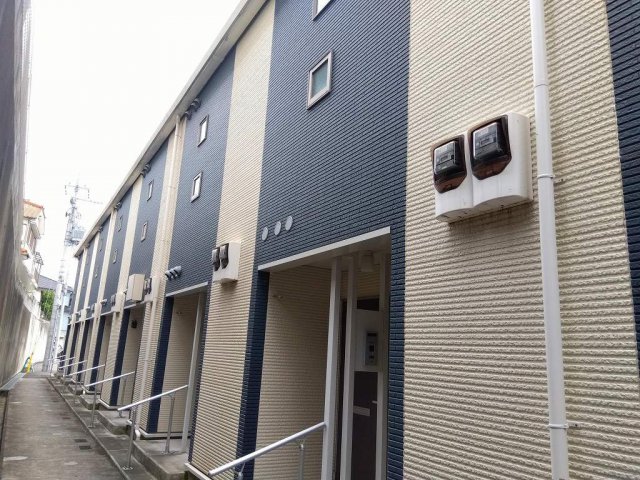 建物外観　落ち着いた雰囲気の外観です