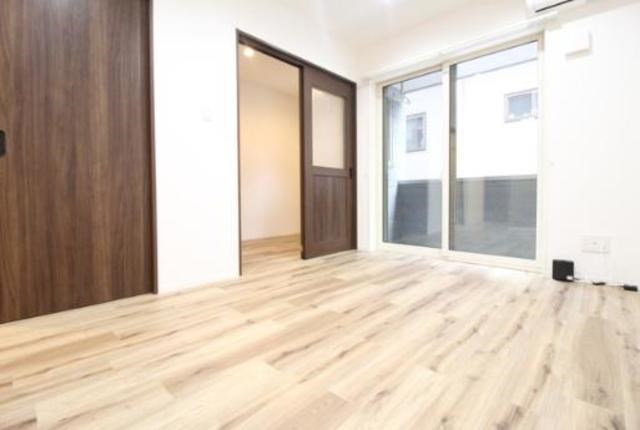 居室・リビング　※別部屋参考写真