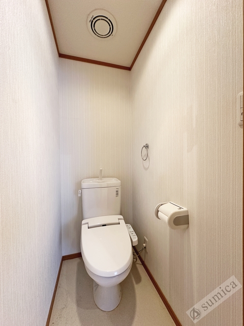 トイレ　温水暖房便座