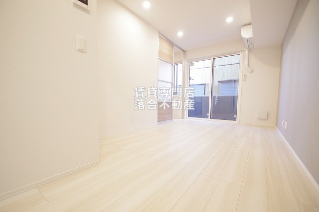 居室・リビング　明るくて綺麗なリビング♪