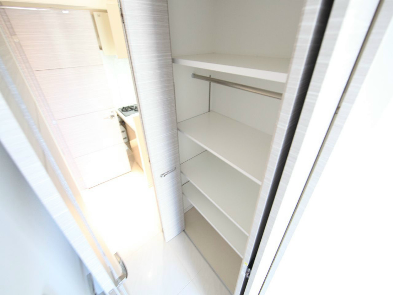 収納　クローゼット収納広々してます