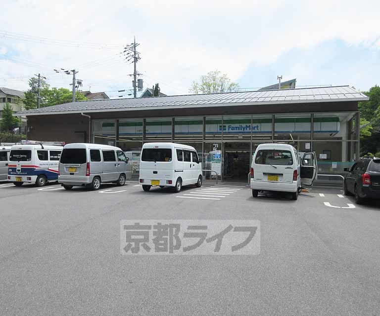 コンビニ　ファミリーマート 大津ひえい平店（コンビニ）まで820m