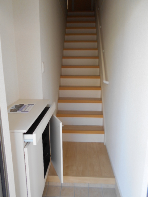 玄関　シューズボックス完備