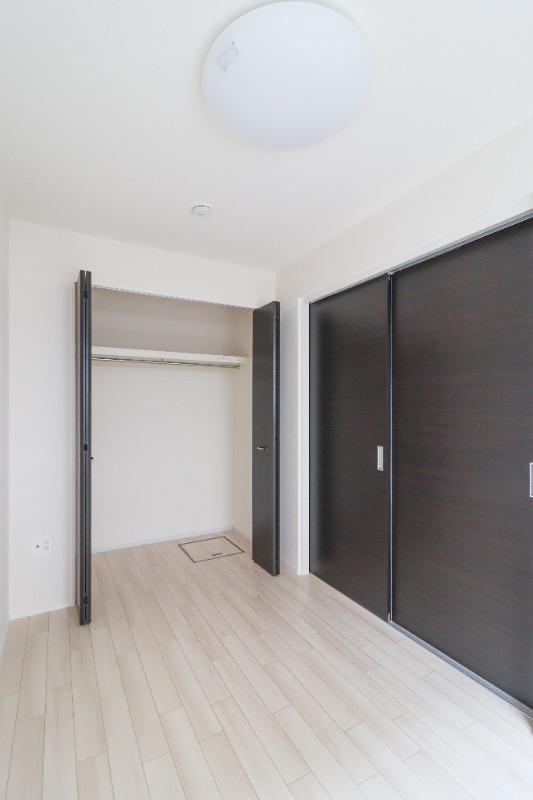 収納　図面と現状に相違がある場合には現状を優先