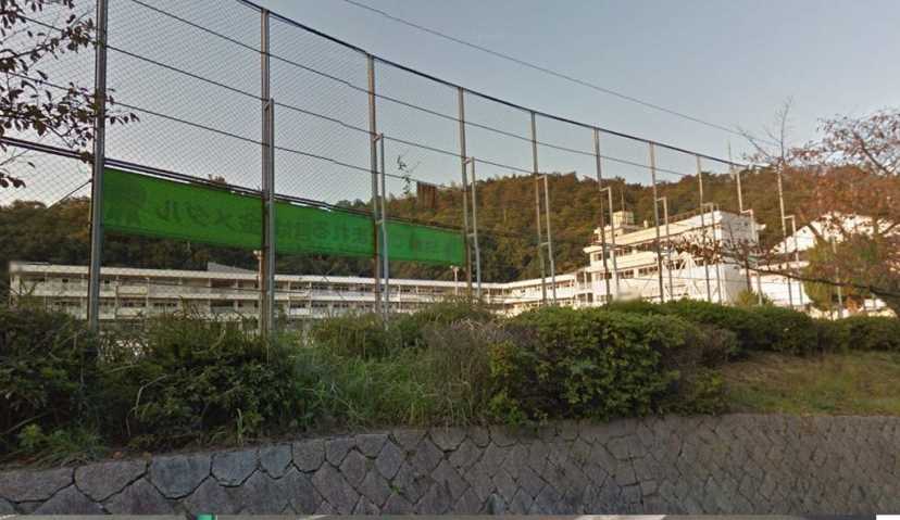小学校　上温品小学校（小学校）まで2113m